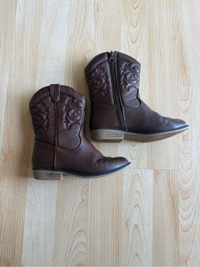 Cat & Jack Kids Brown Western Zip-Up Boots